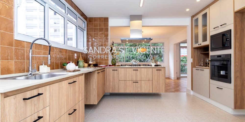 Apartamento Venda São Paulo Higienópolis 3 dormitórios (1 suíte) 2 vagas 229 m2 / SSV620