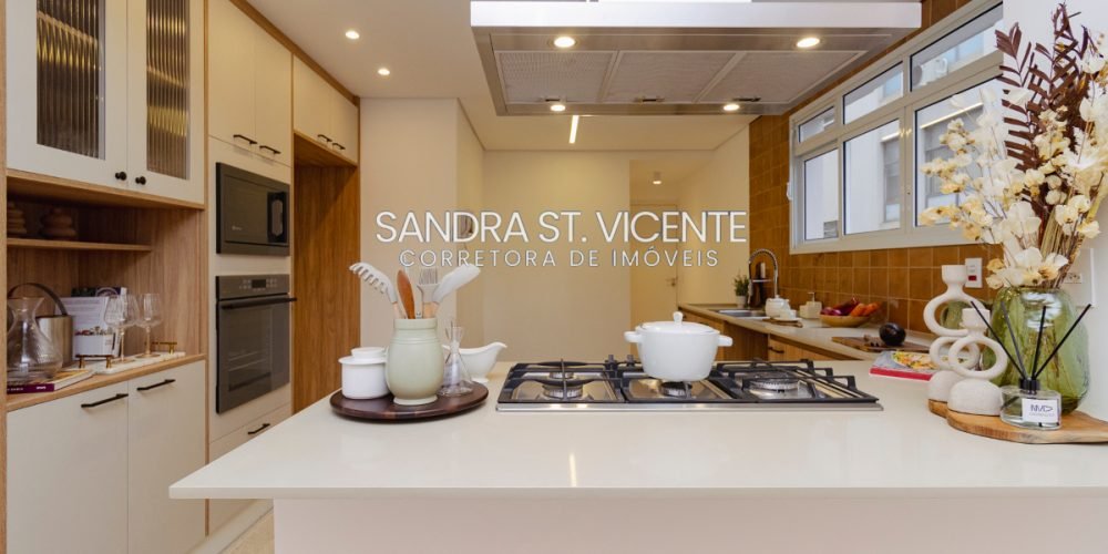 Apartamento Venda São Paulo Higienópolis 3 dormitórios (1 suíte) 2 vagas 229 m2 / SSV620