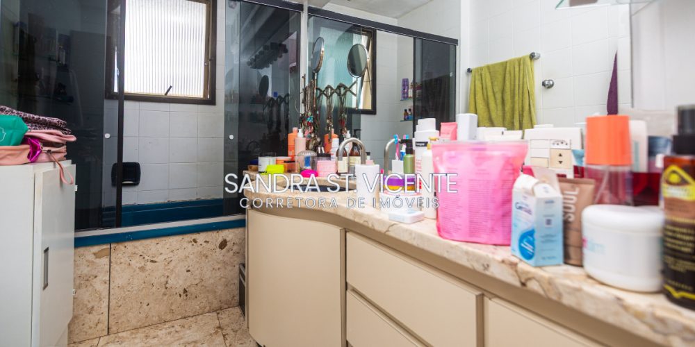 Apartamento Venda São Paulo Santa Cecília 3 dormitórios (1 suíte) 3 vagas 182 m2 / SSV583