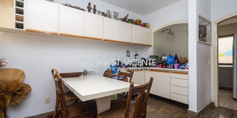 Apartamento Venda São Paulo Santa Cecília 3 dormitórios (1 suíte) 3 vagas 182 m2 / SSV583