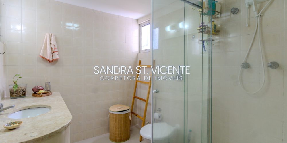 027-8209bd26-ae32-4526-aeef-613f4cef11d3