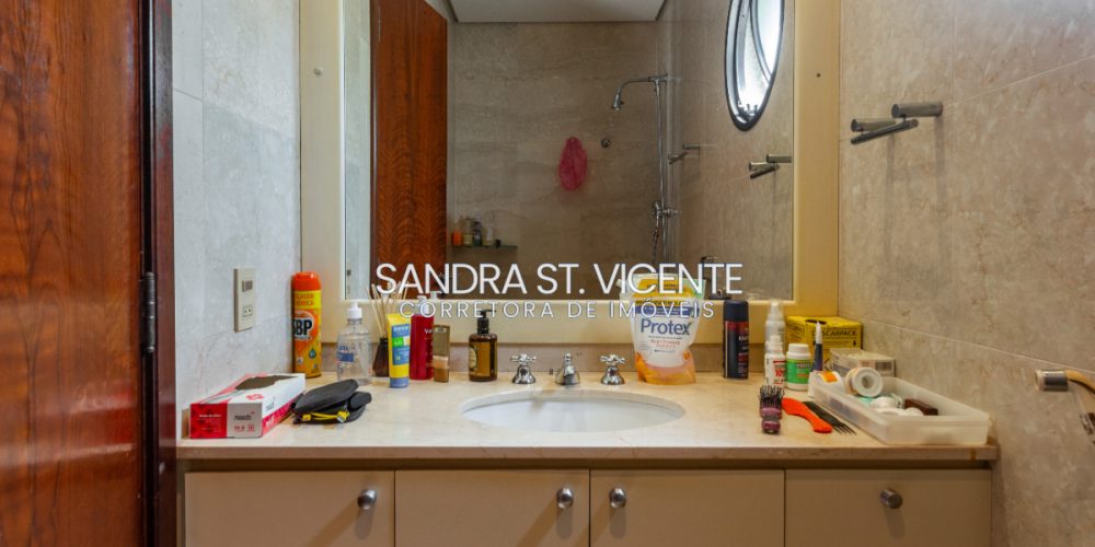 Apartamento Venda São Paulo Higienópolis 3 dormitórios (1 suíte) 3 vagas 232 m2 / SSV559