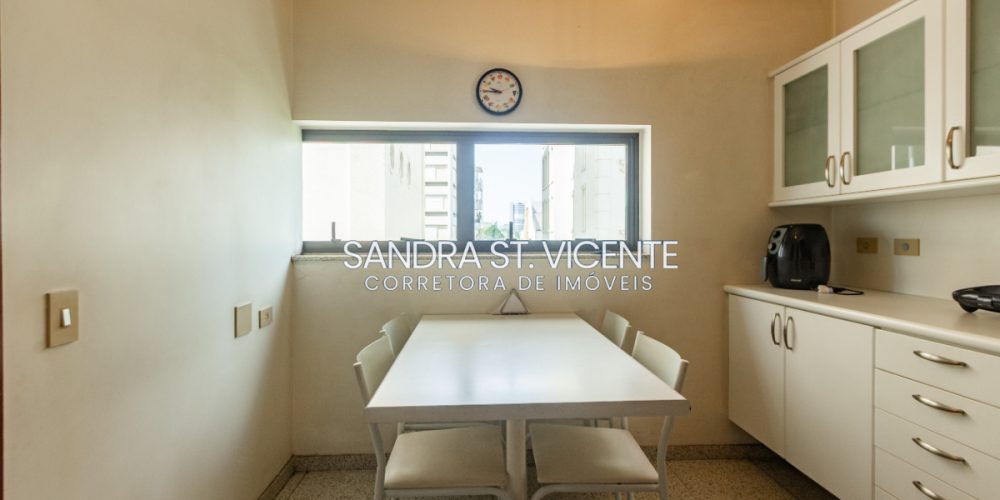 Apartamento Venda São Paulo Higienópolis 3 dormitórios (1 suíte) 3 vagas 232 m2 / SSV559