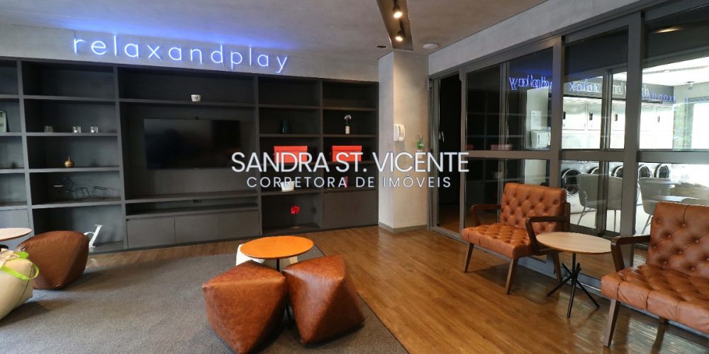 041-b51aa44d-3aec-4576-8033-c4b8f8dddc5d