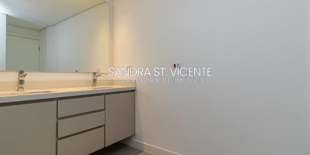 Apartamento Venda São Paulo Higienópolis 3 dormitórios (1 suíte) 2 vagas 230 m2 / SSV425
